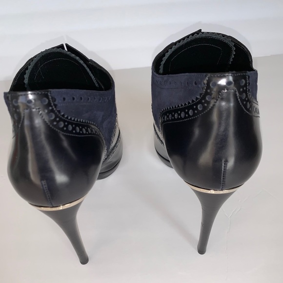 Burberry English Brunswick 110 Peep Toe Ankle Boot - Picture 11 of 16